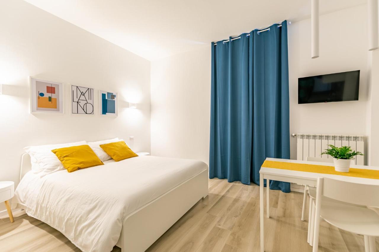 Casa Di Sophy Apartment Милано Екстериор снимка