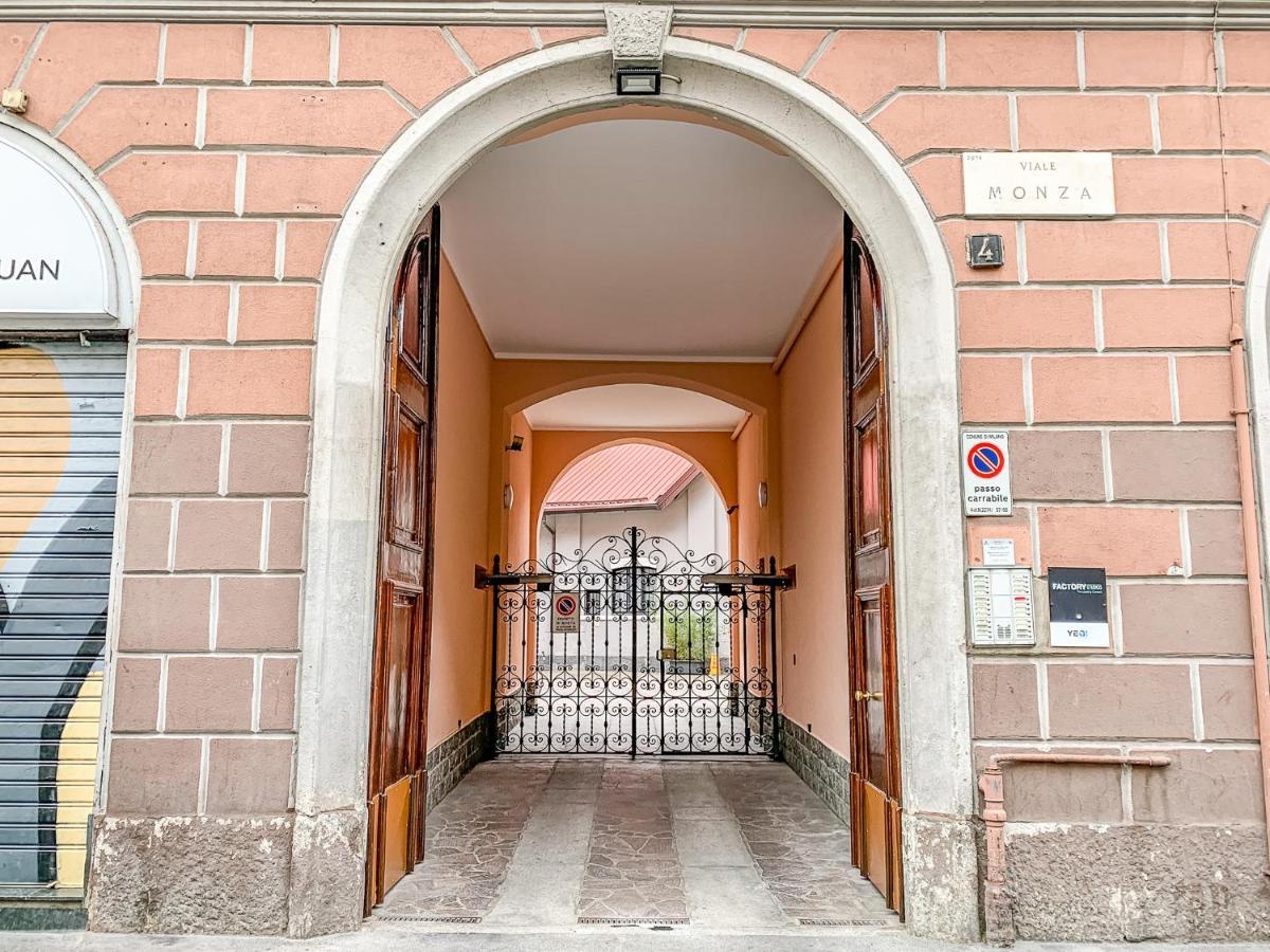 Casa Di Sophy Apartment Милано Екстериор снимка