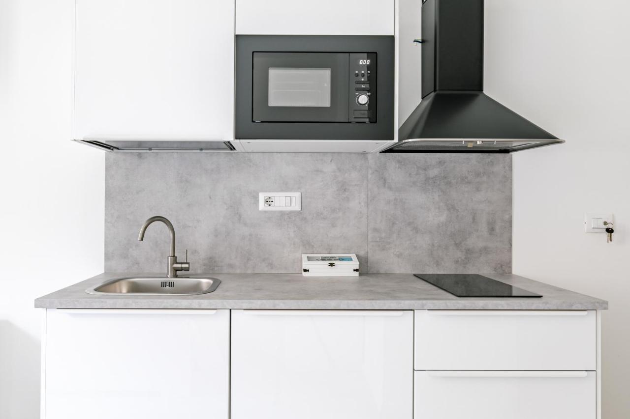 Casa Di Sophy Apartment Милано Екстериор снимка